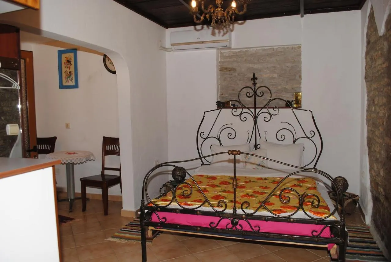 *** Bed & Breakfast Guesthouse Mele Gjirokaster Albania