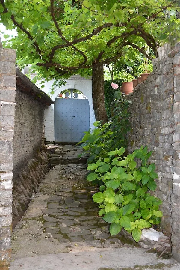 Bed & Breakfast Guesthouse Mele Gjirokaster