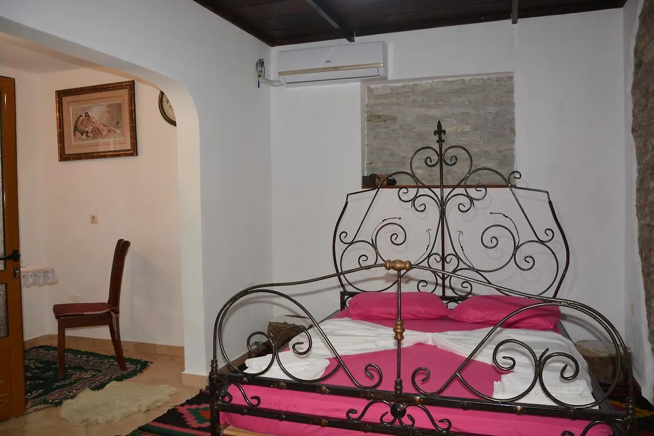 *** Bed & Breakfast Guesthouse Mele Gjirokaster Albania