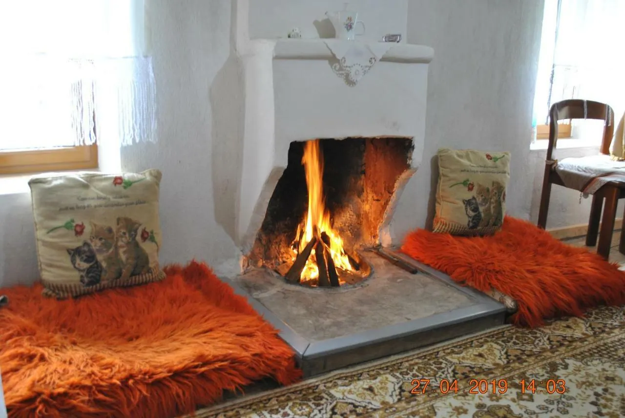 *** Bed & Breakfast Guesthouse Mele Gjirokaster Albania
