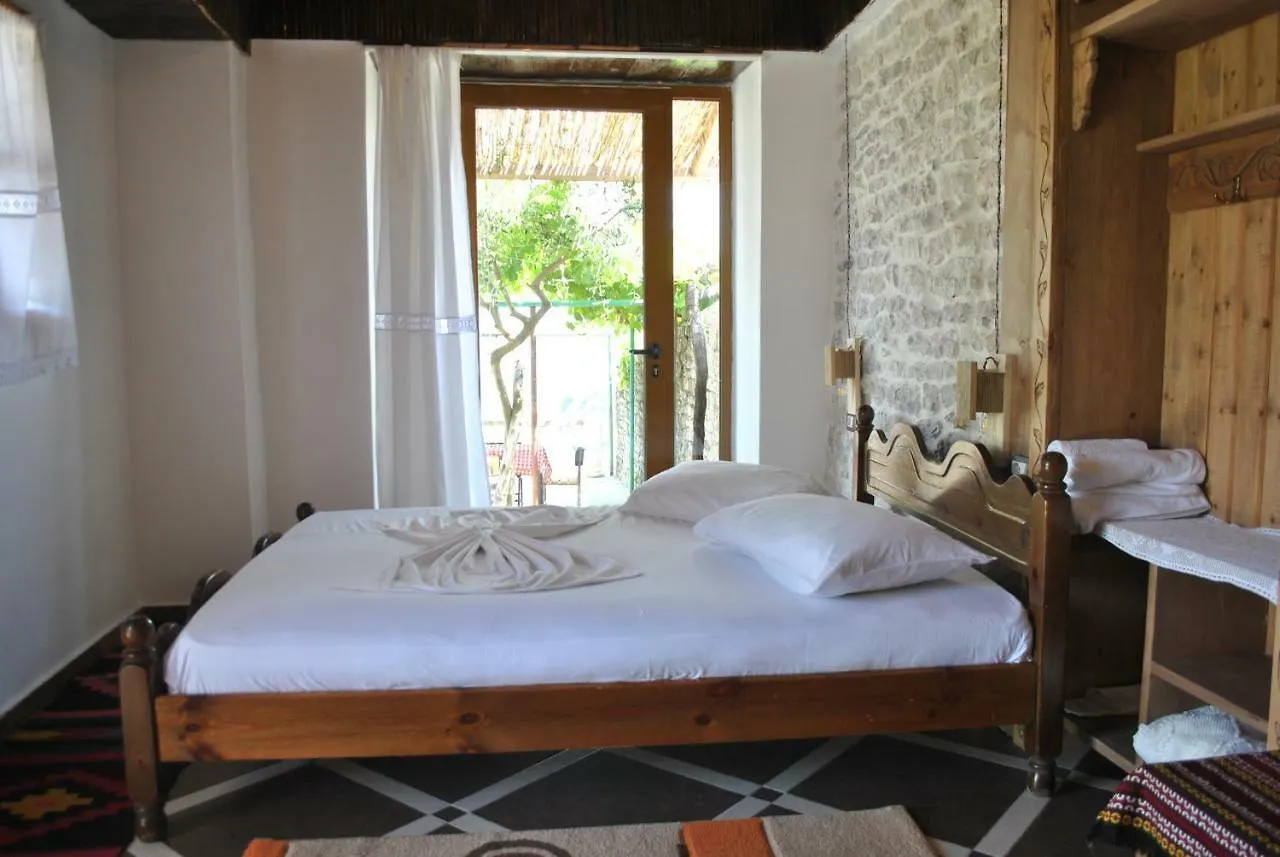 Guesthouse Mele Gjirokaster